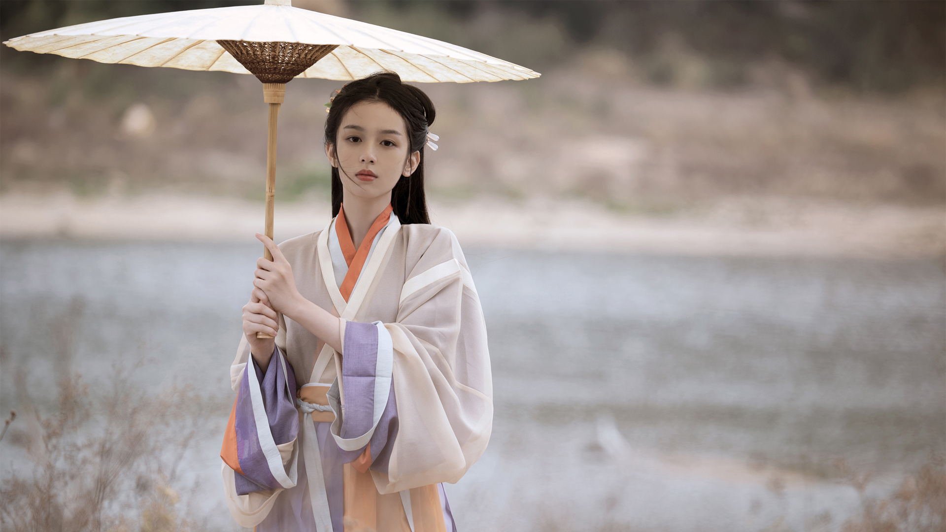 周也 唯美古装美女高清壁纸