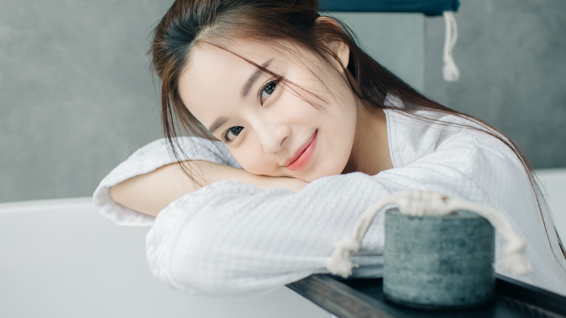 温心(Swan)居家漂亮温馨可爱美女高清壁纸