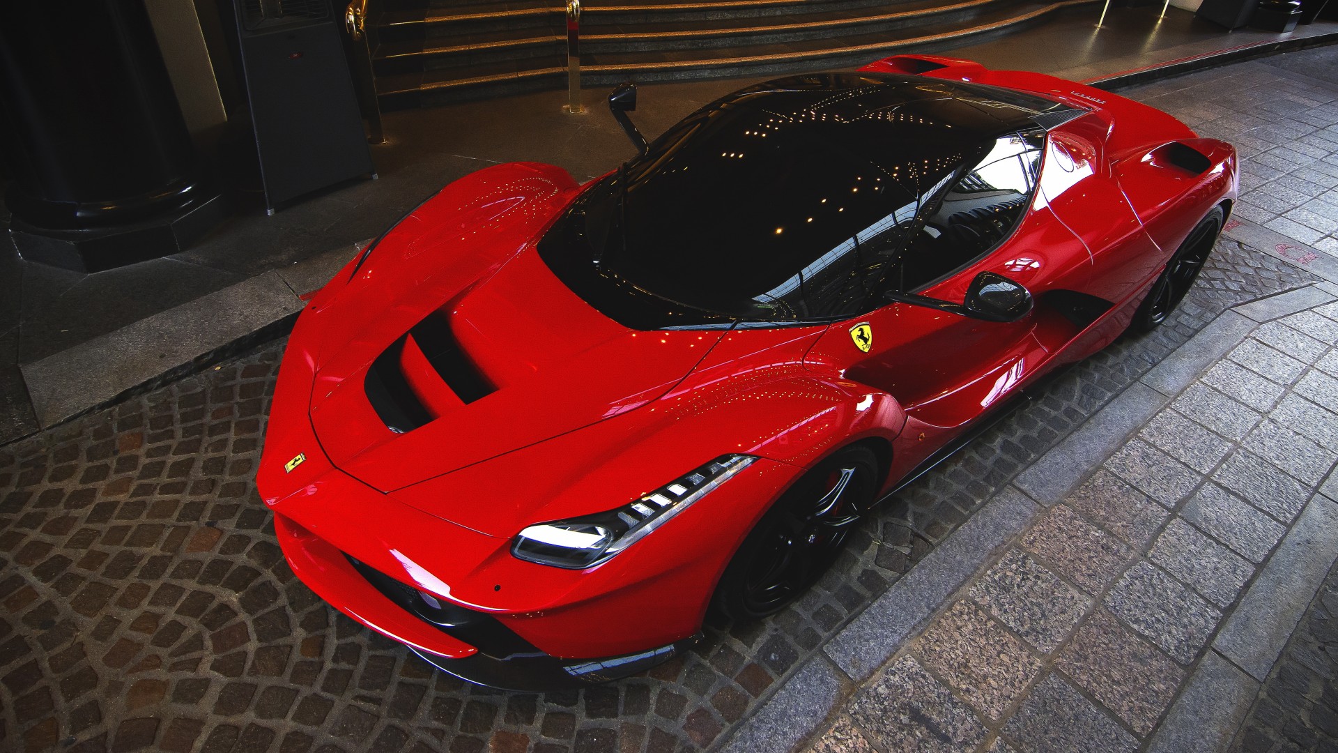 红色的法拉利laferrari，超级跑车，法拉利高清壁纸